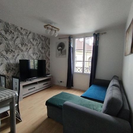 Appartement Situe Place Toscane A 5 Min De Disney Serris Exteriör bild