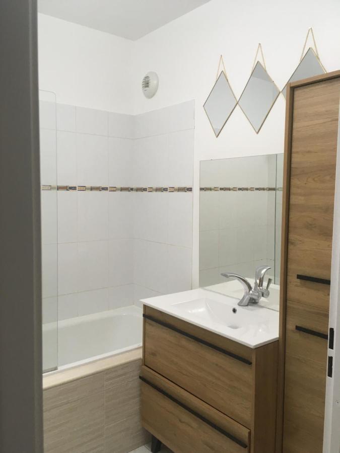 Appartement Situe Place Toscane A 5 Min De Disney Serris Exteriör bild